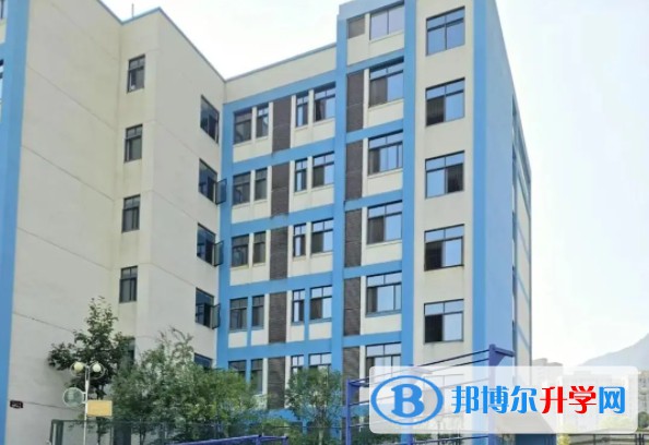 2025广元外国语学校多少钱(学费明细)