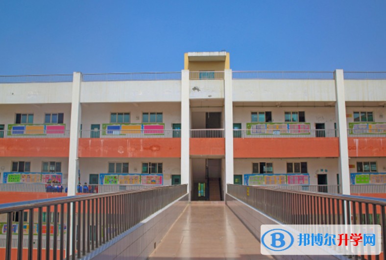 四川省广元市八二一中学怎么样、好不好