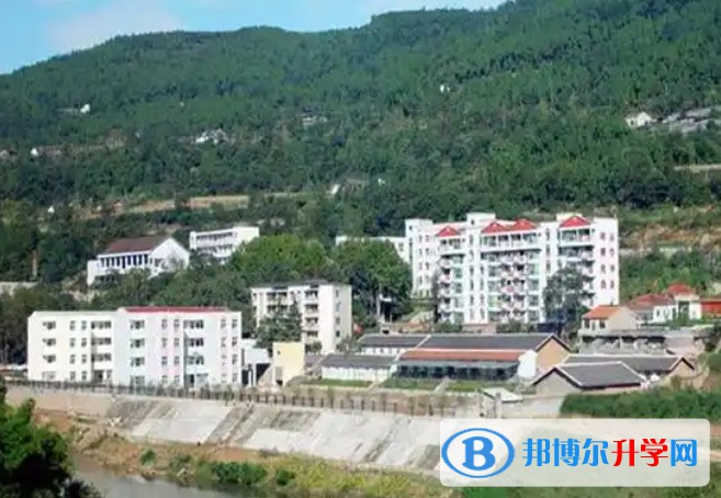 剑阁剑州中学地址，乘车路线